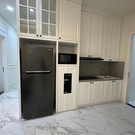 Super Penthouse Stmoritz Apartment, Lippomall Puri Indah Jakarta Eksteriør billede