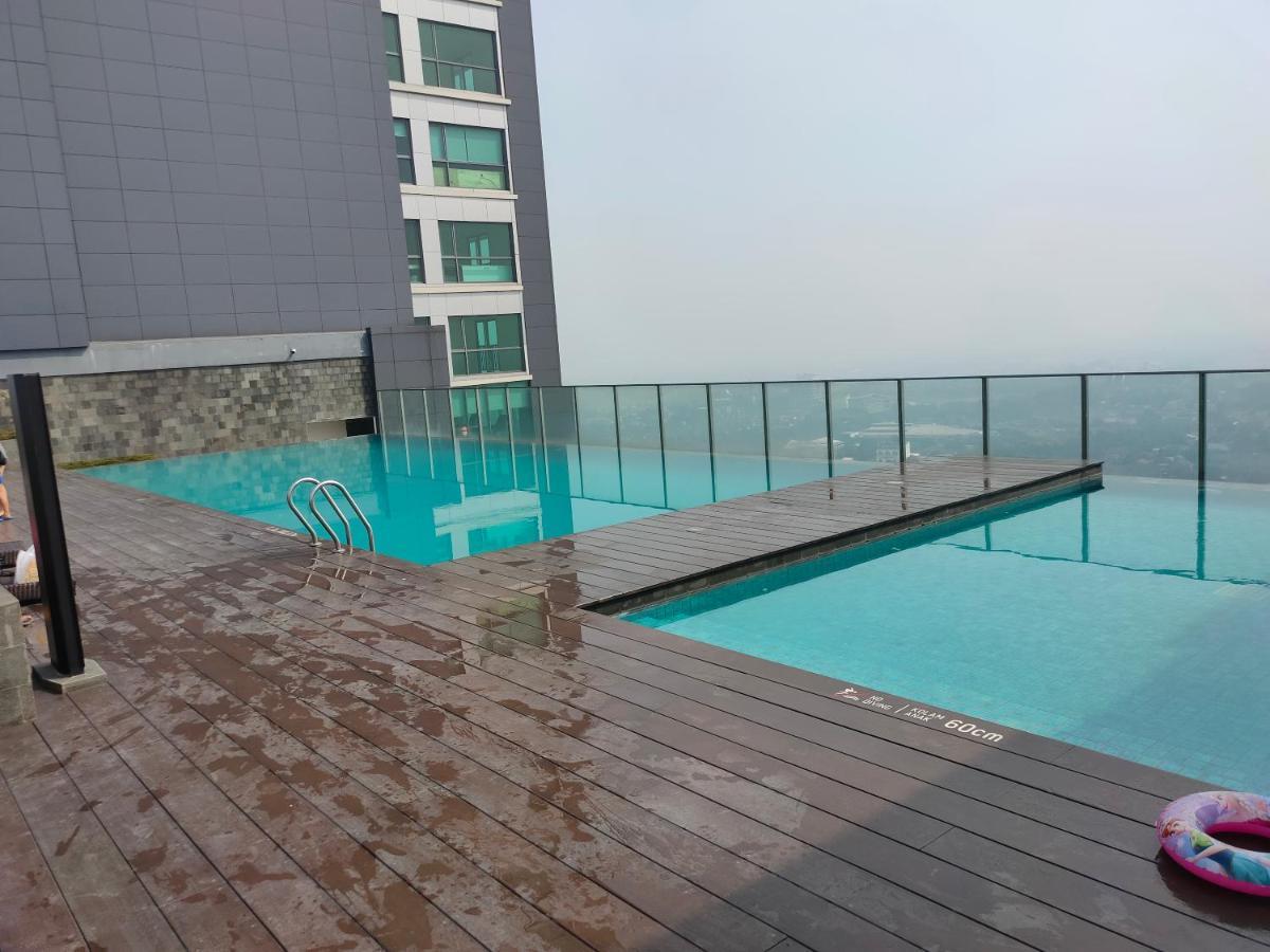 Super Penthouse Stmoritz Apartment, Lippomall Puri Indah Jakarta Eksteriør billede